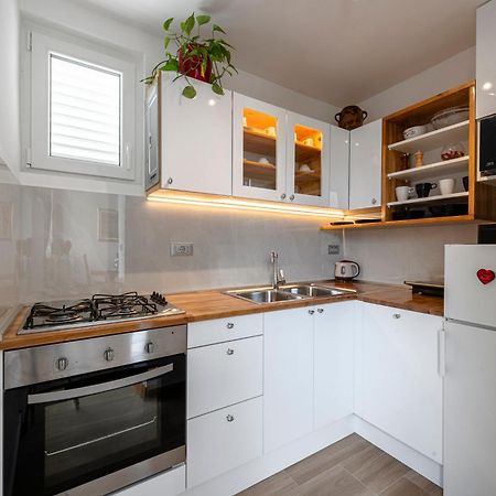 Apartment One , Sea View , Free Parking Dubrownik Zewnętrze zdjęcie