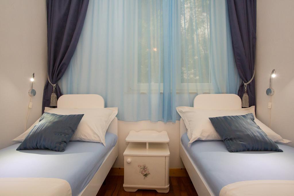 Apartment One , Sea View , Free Parking Dubrownik Zewnętrze zdjęcie